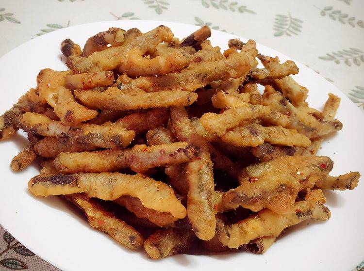 下锅|豆角吃法吃，金黄酥脆比肉还好吃，超下饭营养十足，胜似山珍海味