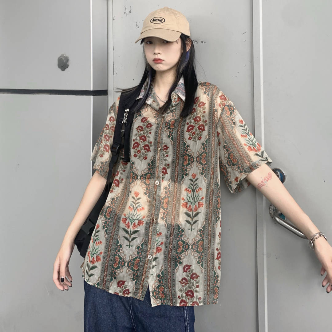 大腿|夏日半身裙穿搭来了，时尚又不缺少女感