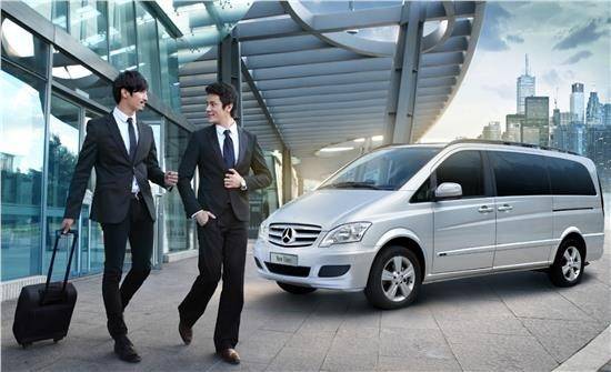 易8出行:自驾租车,让异地出行更便捷_服务