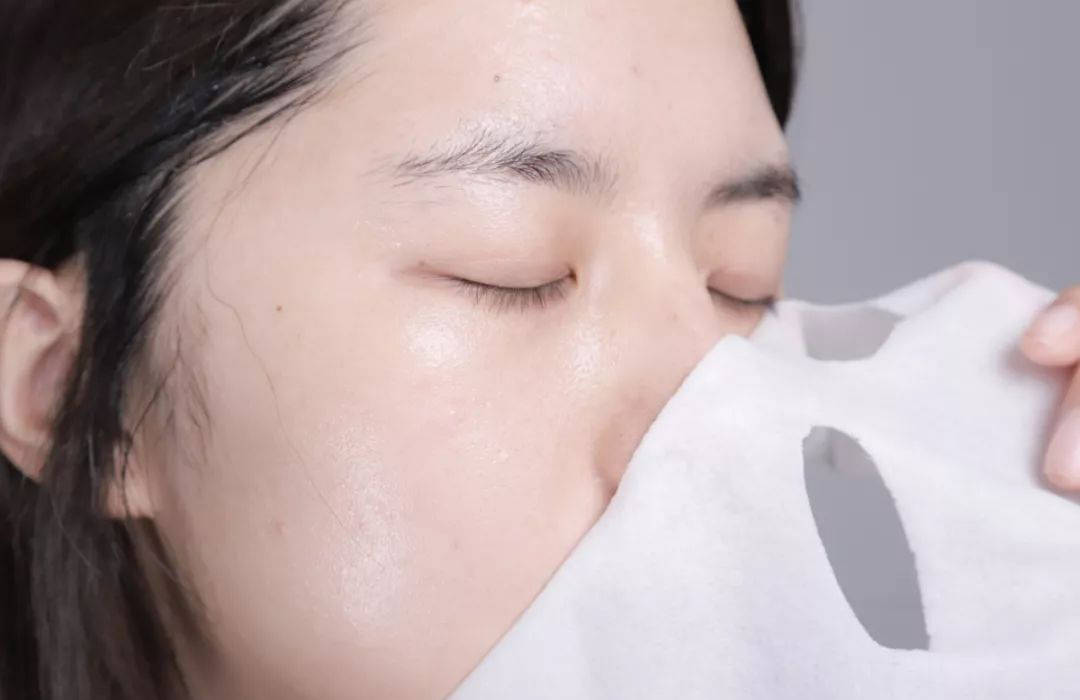 贴片|怡玥 | 你的面膜是在“治痘”还是“致痘”？