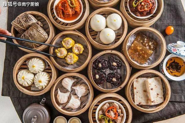都能|花10块钱，看看河南、广东、四川、湖北这4个地方都能吃到啥早餐