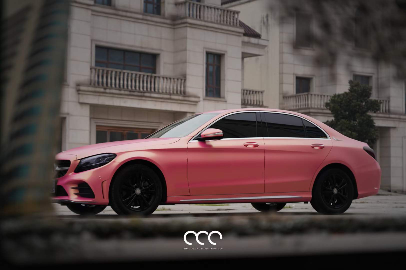 奔驰全车贴膜漫彩改色膜亚面钻石金粉