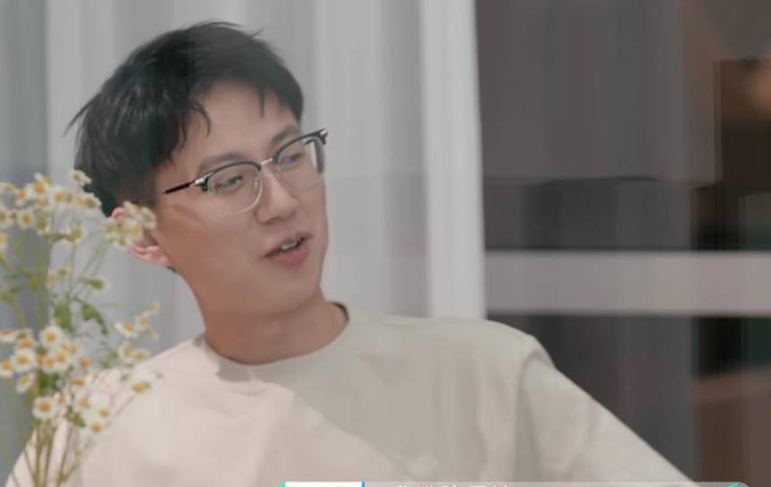 教科书|《心动的信号4》教科书，陈思铭直接上手，对手服气喊帅哥