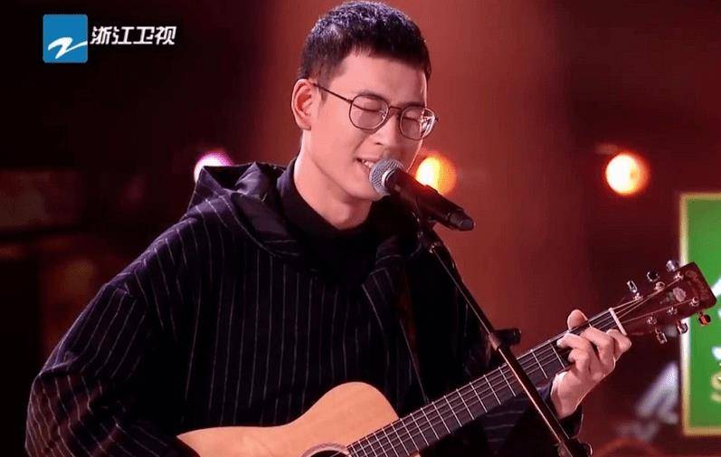 傅欣瑶|《好声音》第九期,比单依纯歌声更美妙的是,谢霆锋的排兵布阵