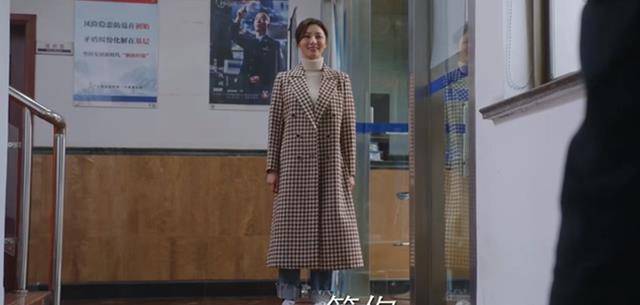 亲爱的|《亲爱的自己》烂尾后评分上涨？男主女二疑似HE，国产剧出了奇迹