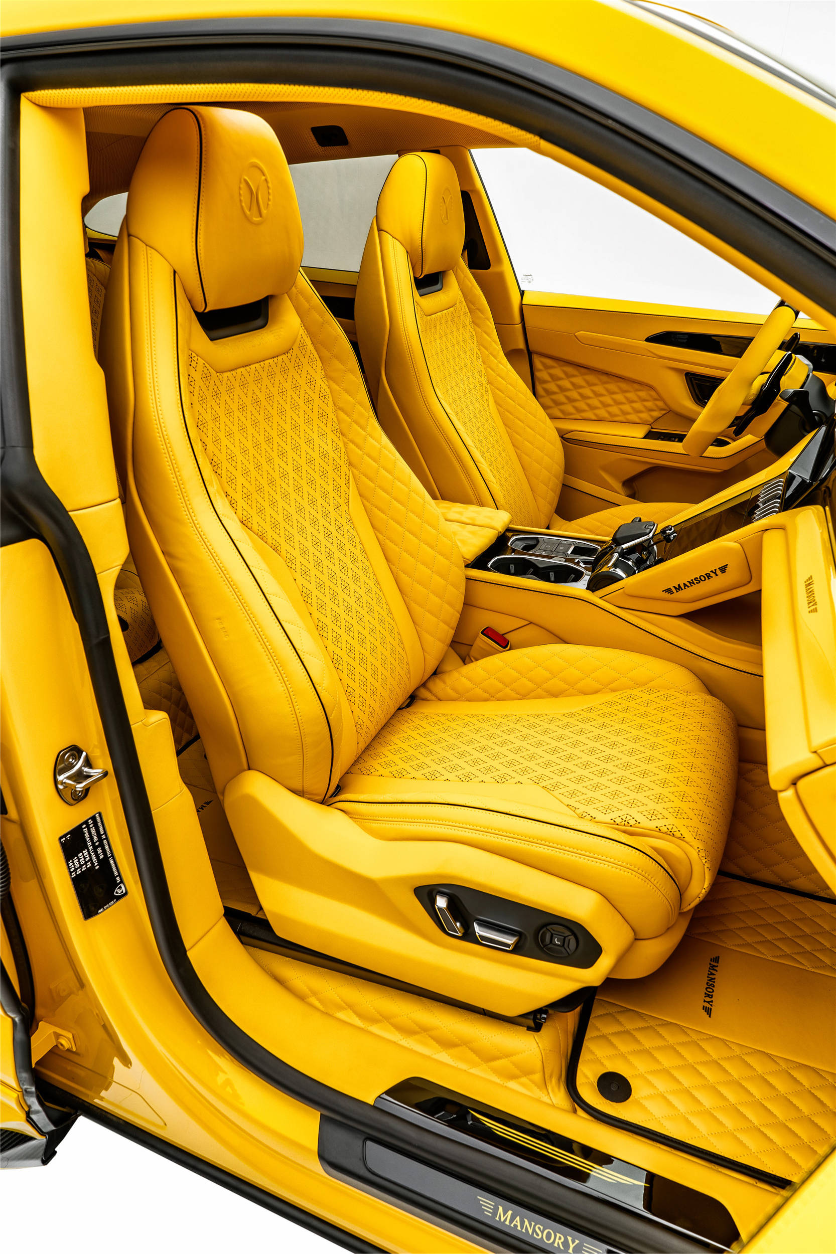 售价598万多重改装提升mansory迈莎锐定制版urus国内接受预定