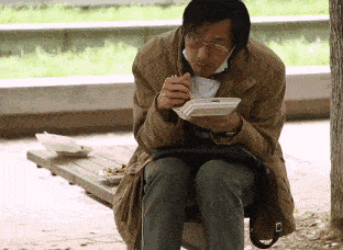 角色|为什么柳岩，越精致越被嘲“俗和土”，越“破败”反而愈加精彩？