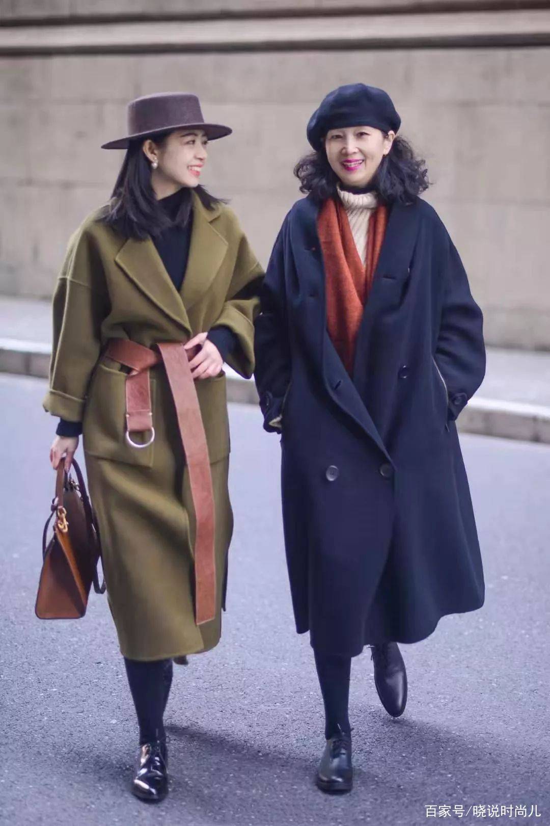 大衣|这对“神仙母女”的大衣搭配太美,50岁妈妈初冬照着穿,气质爆棚
