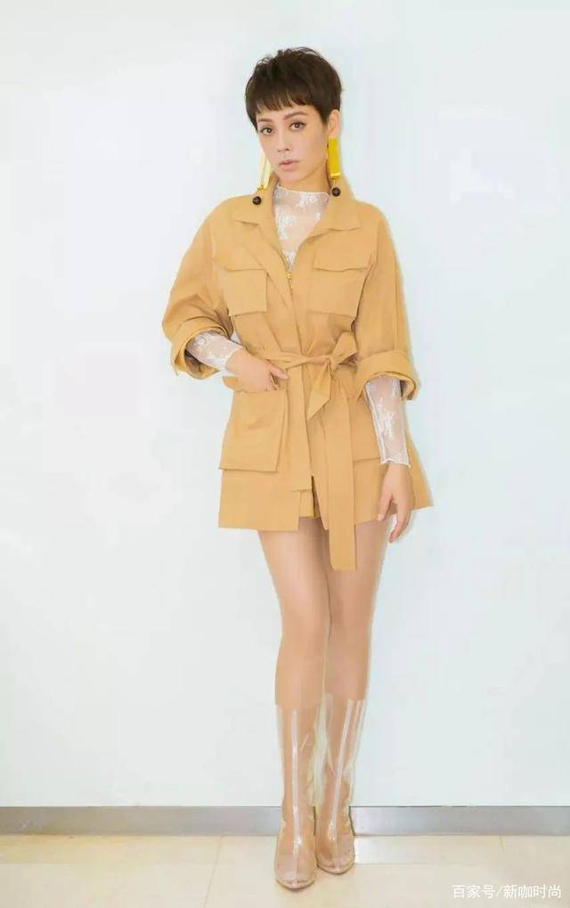牛仔服|宁静，都48岁了，这气质哪里来的