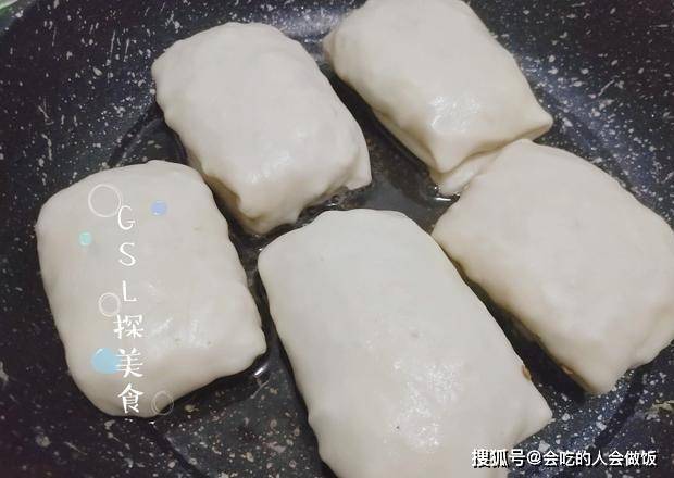 做法|营养早餐简单做法，一卷一煎，皮薄馅多，连吃三个都不够