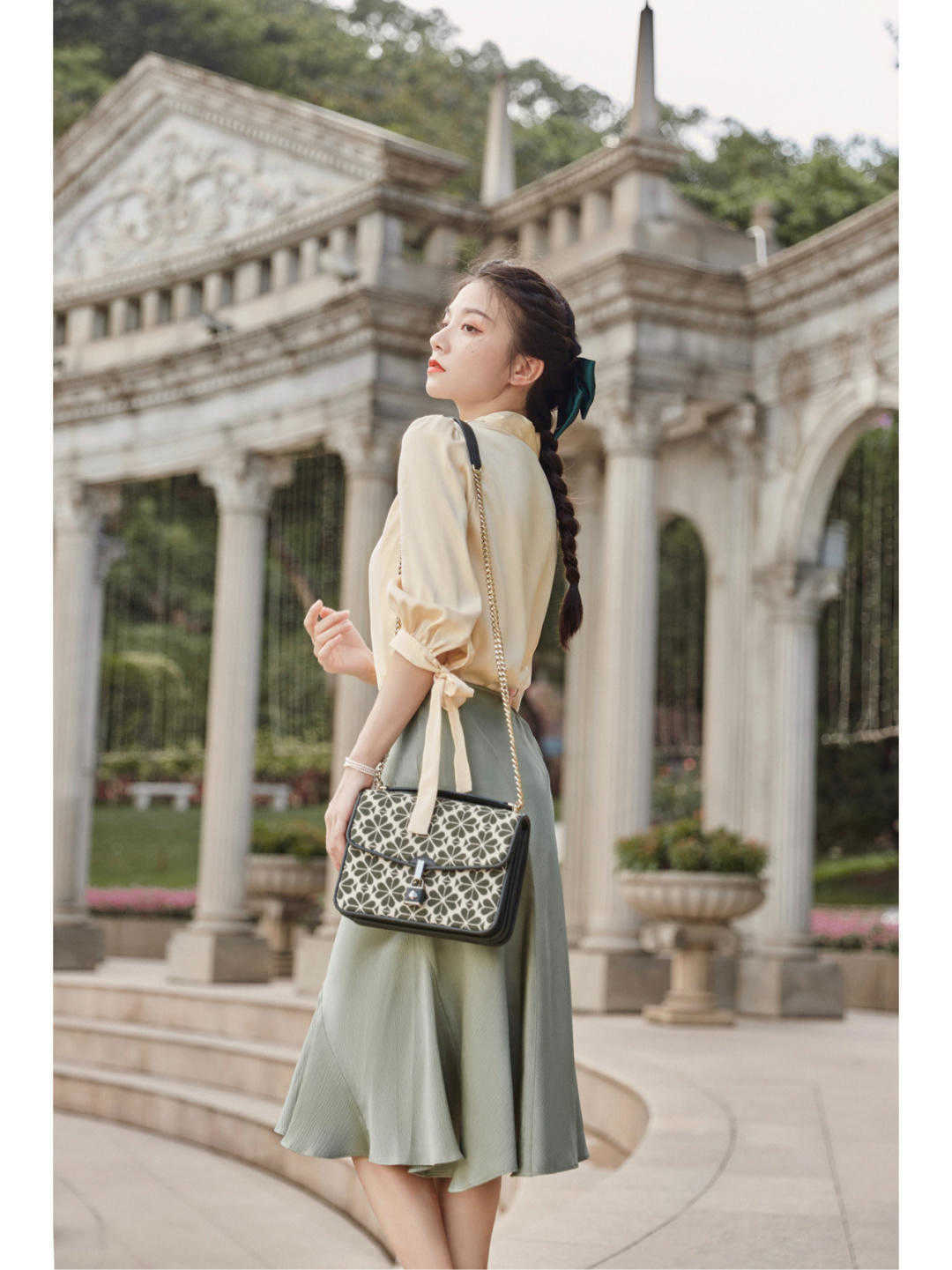 方法|今夏不能少的几种上衣，关于它们的“穿搭思路”，照着穿就很好看