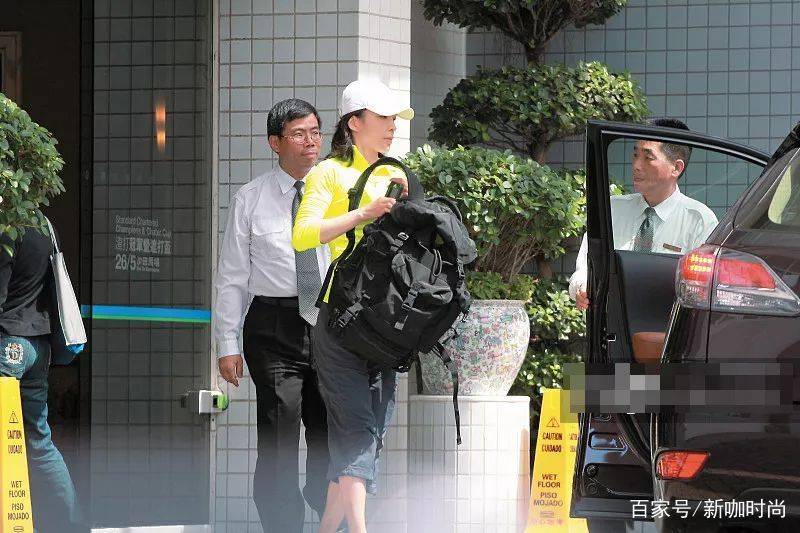 都说|都说巩俐、刘嘉玲被岁月照顾，看完53岁罗美薇，我沉默了！
