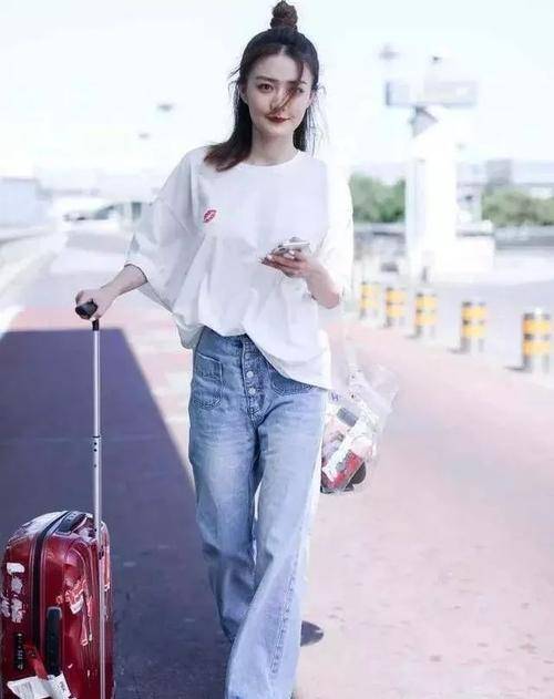 夏天|夏天穿衣学会塞衣角，让你时尚胜人一筹