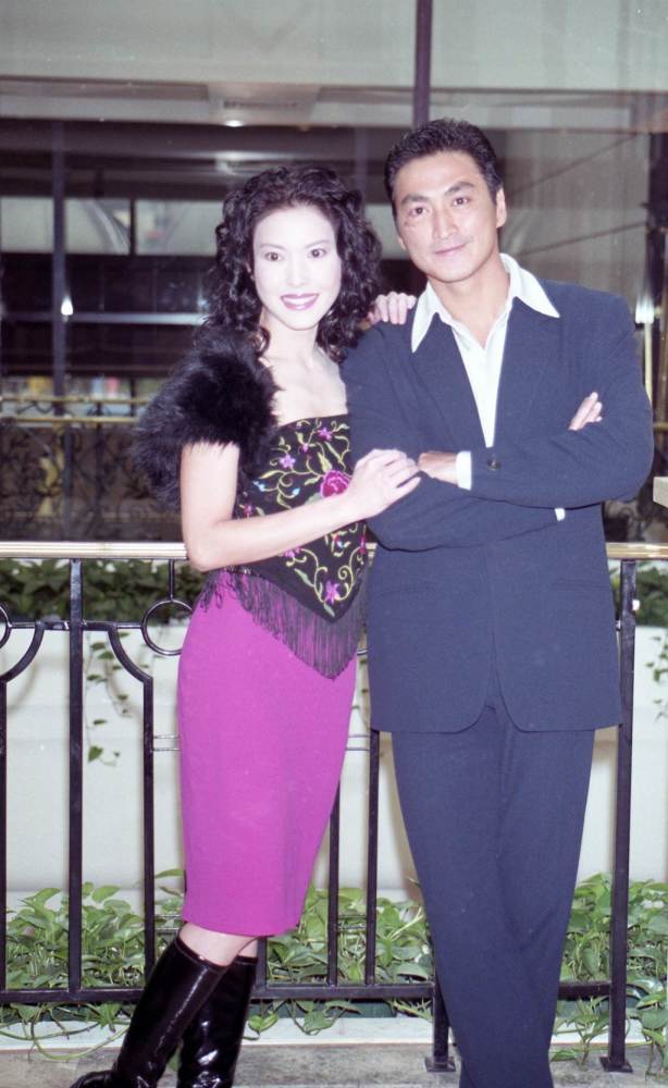 53岁李婉华近照曝光,曾与何家劲相恋,如今越来越像周慧敏