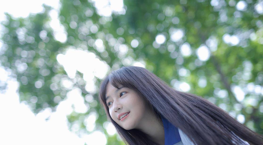 形象|秦牛正威果然是天使一样的女孩,清纯校园妹造型,还挺让人心动的