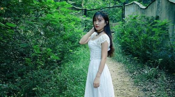 我今年50岁,和前夫离婚后,我爱上了29岁小男生