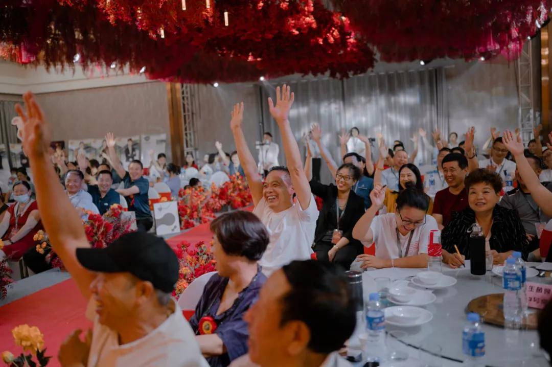 产业|益生菌健康全产业生态论坛暨共生源世界冠军代言见面会，圆满落下帷幕！