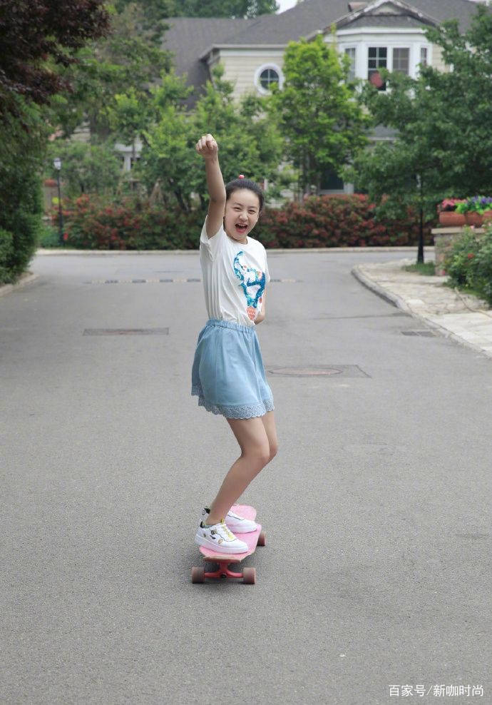 小孩子|森碟,才12岁,这颜值简直了!