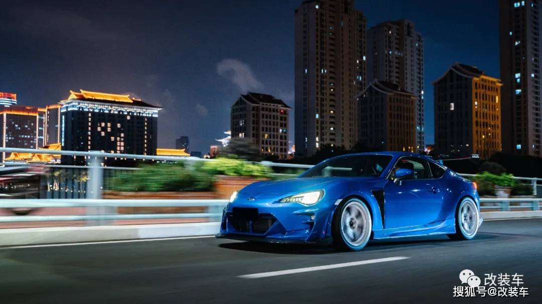 改装清单远超18cm的斯巴鲁brz 试遍ohlins Aragosta和kw避震 强仔