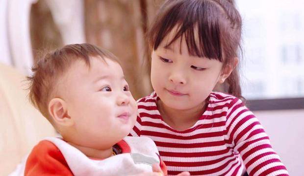 因为|没经历二胎的人真心不懂，求求大家，别再空口白牙就催生孩子了