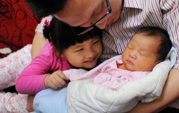 宝爸|生二胎的最晚年龄，错过了就别再生了，这些后果太严重