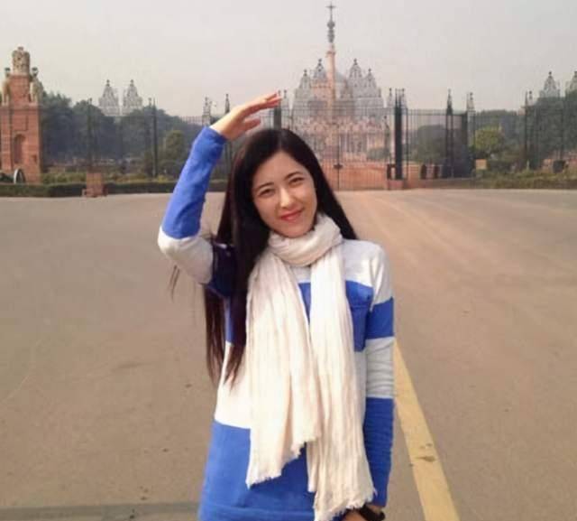 全网最漂亮的美女前三名 e9478739602c4847ad68486abfb82960.jpeg