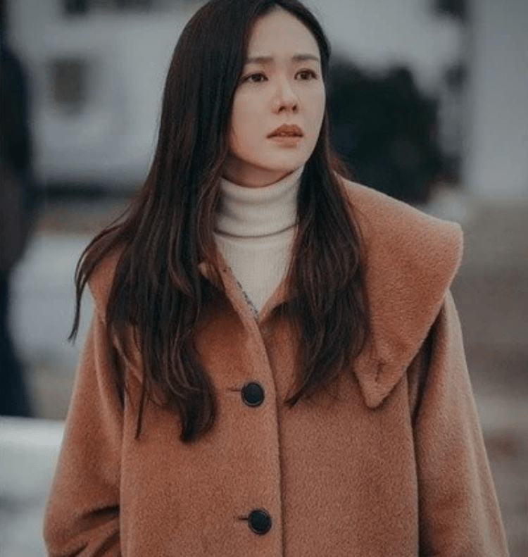 保暖性|孙艺珍有小心机,穿驼色大衣只不过加条腰带,“高级感”增加不少