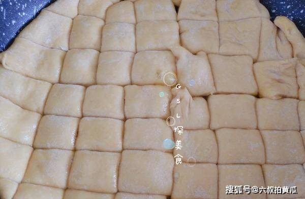 蔬菜|面粉里面加点蔬菜，做成小零食，酥脆可口，孩子一口一个吃不停