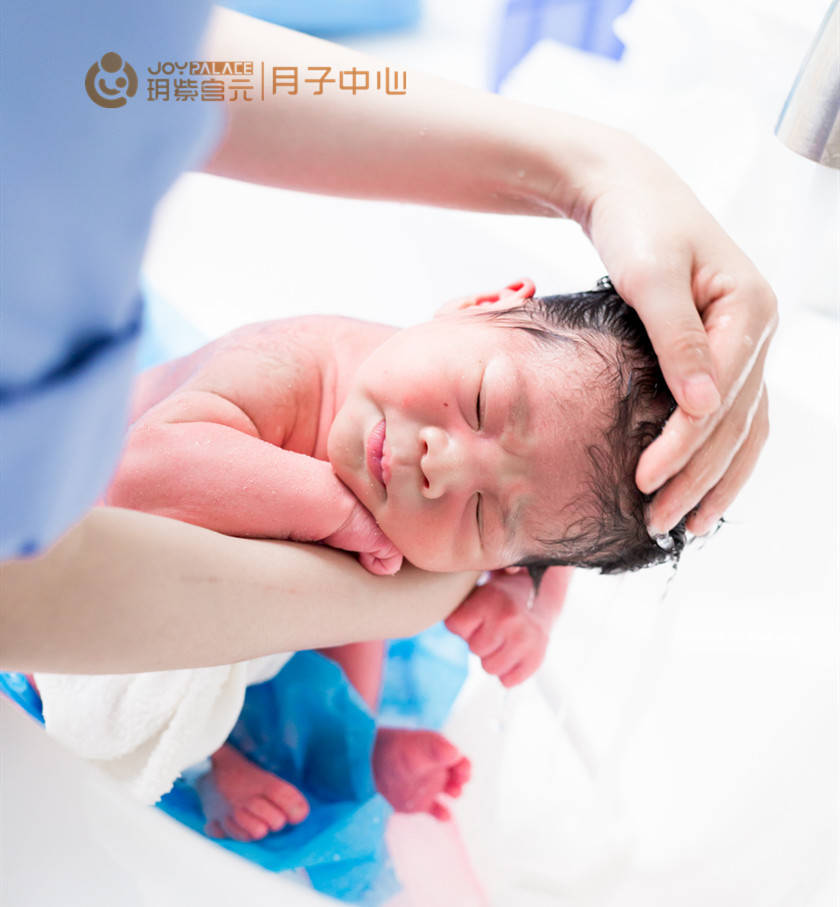 新生儿月子护理大全 73a37ab61f294b5e96af45409378bcfb.jpeg