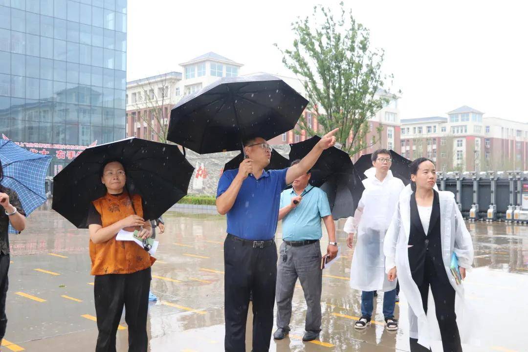 桃城中学巩建英图片