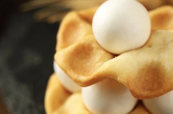 小谈|买饼干时,别总惦记着“奥利奥”,此款网红饼干,好吃解馋还平价