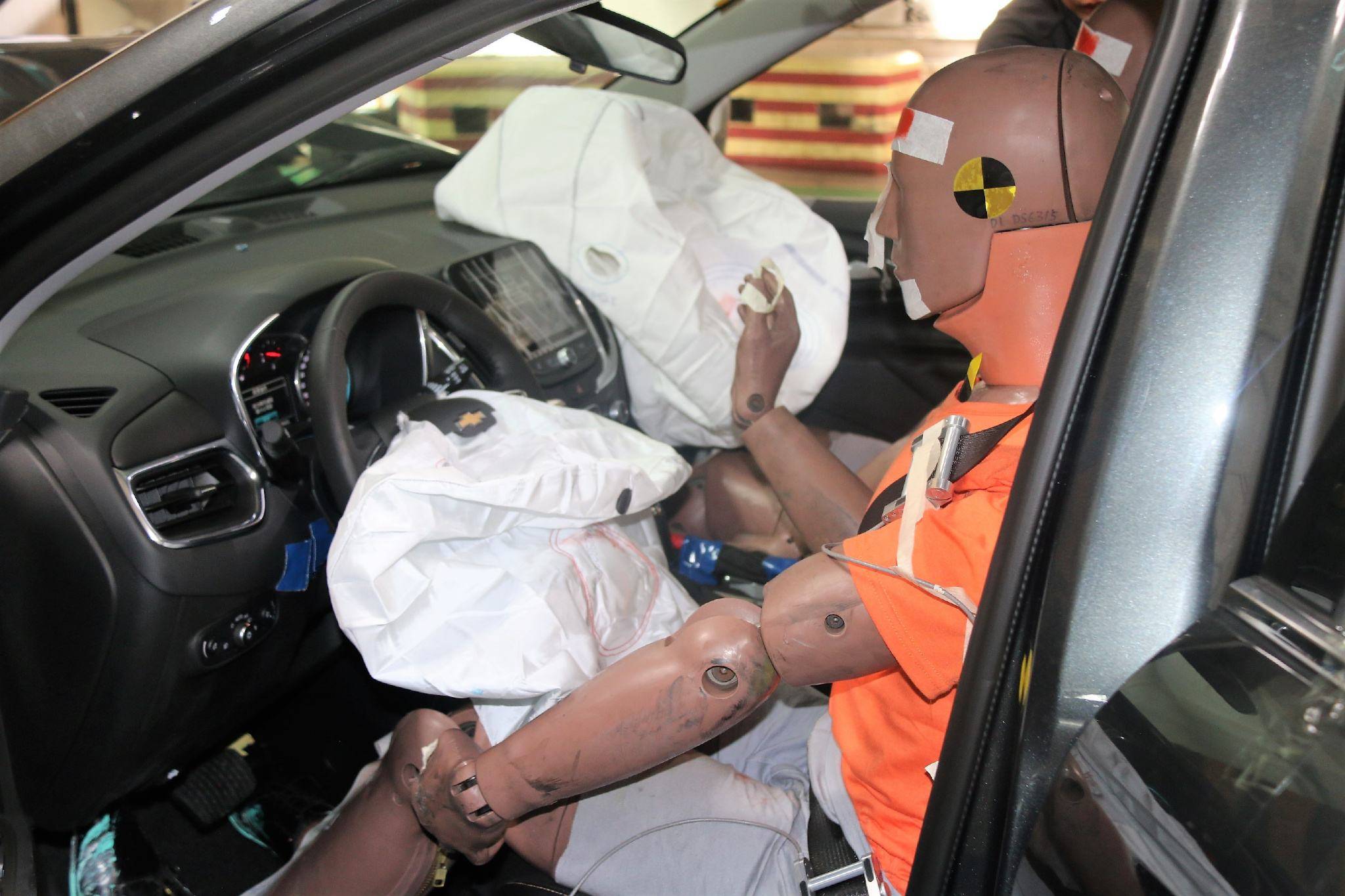 冷知识:你知道安全气囊的价格吗?老司机:弹出一次就血亏