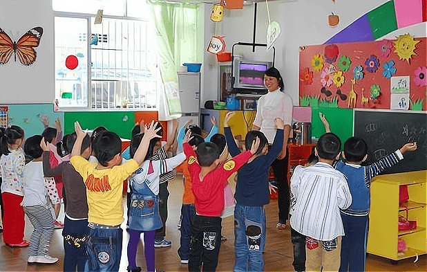 决定权|小学入学年龄迎来“改革”，9月1日不再是评估标准，家长五味杂陈