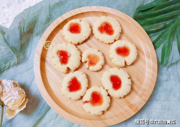 美食|分享4种超简单的小零食，学会再也不用买了，老人孩子都爱吃
