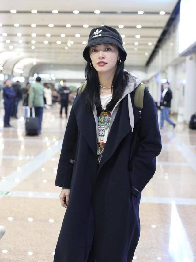 姚晨|姚晨居家穿搭，休闲又时尚
