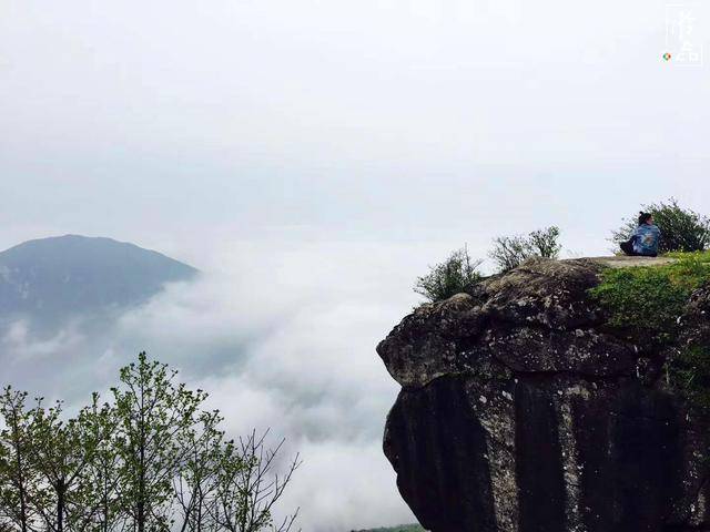 以火神祝融命名，南岳衡山最高峰，这1300米可别小看