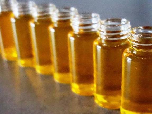 肝脏|肝脏不好,身体会有3个表现!只出现一个,也要赶紧去检查!