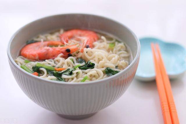 糖水|5款怀旧小零食，“麦乳精”上榜，00后几乎没见过，你都吃过吗？