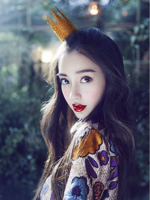 状态|黄晓明感叹感情会变，夫妻物是人非？Baby雀斑妆也遮不住仙美容颜