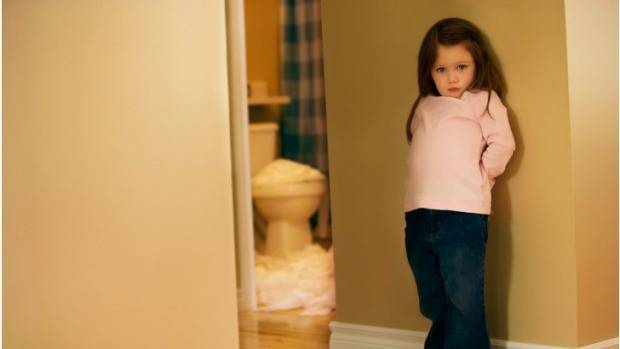 厕所|憋尿，是3-5岁孩子的特点，上幼儿园之前提前培养如厕习惯