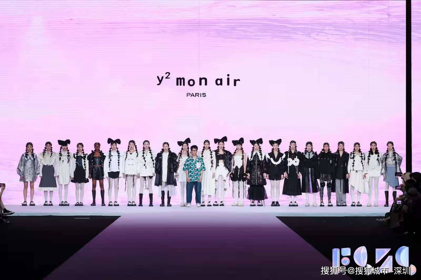 生活|Y2 mon air:“朵朵绽放”时尚大秀倾情演绎,打动灵性少女的高光时刻