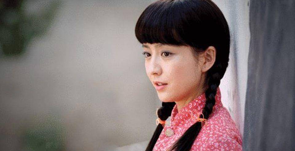 女明星|扎麻花辫不土的女明星，只服这10位，时髦不说还少女感十足