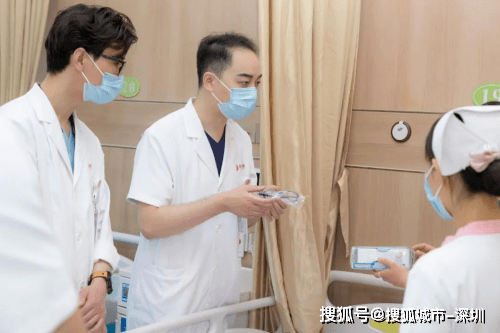 医学|西安国际医学孙峰医生《女友杂志》专访,带你揭秘眼睛变漂亮的秘密