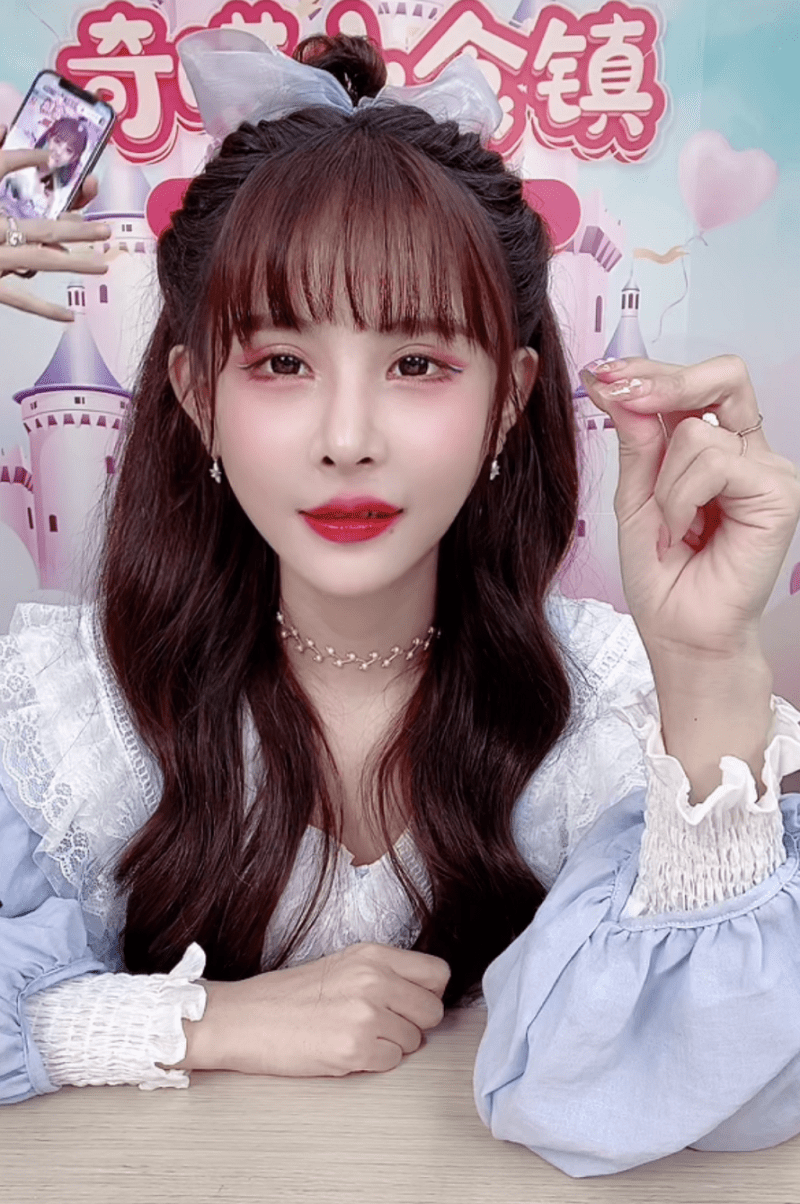 快手夺金特卖季主播猫妹妹超宠粉直播狂送福利