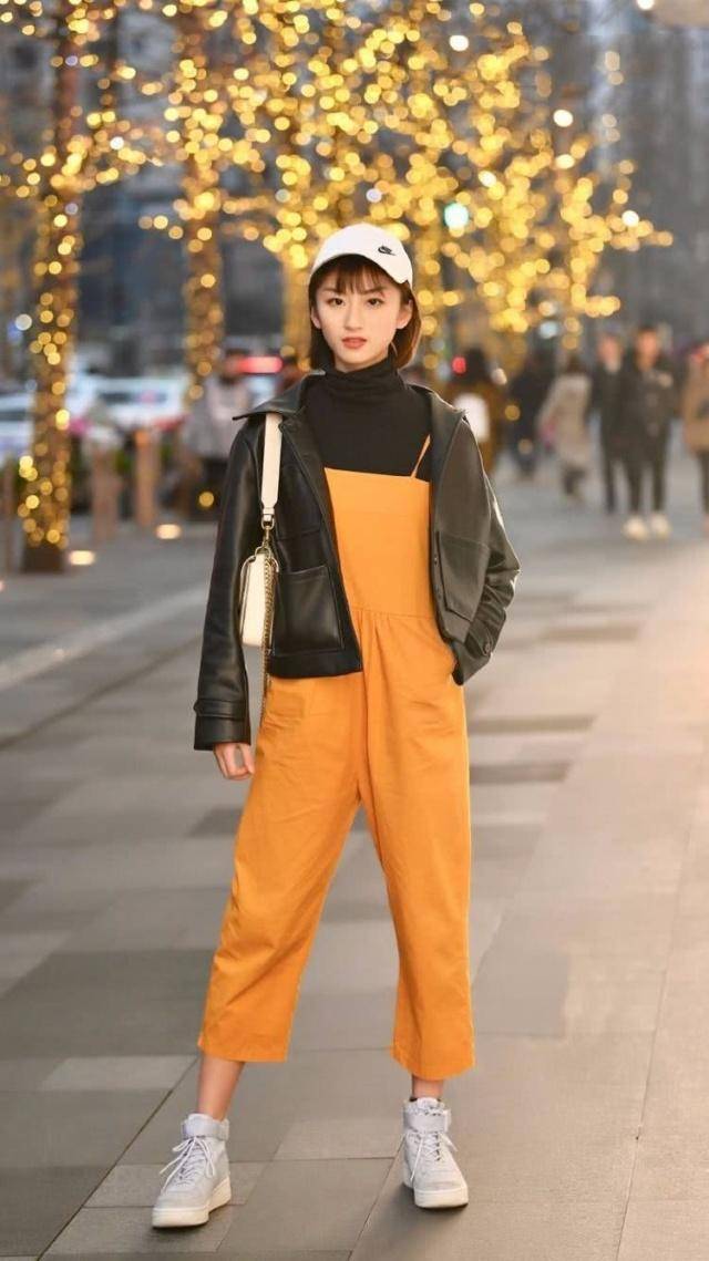 太阳帽|休闲风的装扮，气质又减龄的感觉，绽放出你满满的女人味