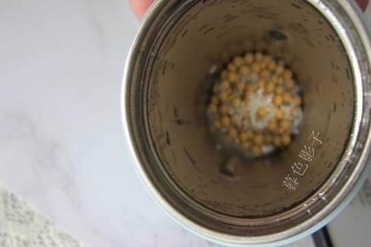 黄豆|50岁的婆婆,为了掉肉,几乎每天都吃这样的早餐,腰细脸色也好了