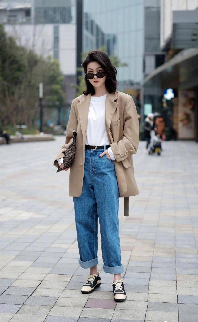 身姿|美翻了的牛仔裤搭配，炫丽的时尚潮流范，显得特别的美观帅气