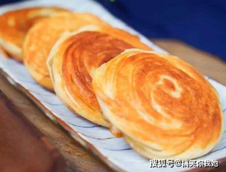 做法|晚上迟睡15分钟，第二天的早餐就有了，层次分明丝丝相扣，太香了