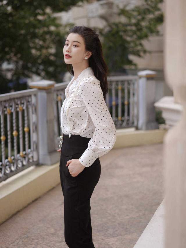 身材|论气质穿搭技巧，可以参考这位时尚博主，不光时髦简约，还很实用