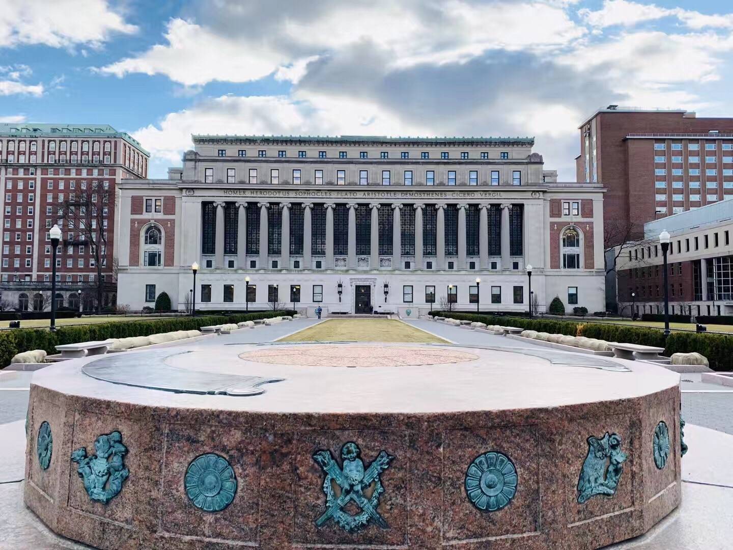 弗吉尼亚大学 排名_弗吉尼亚大学(2)